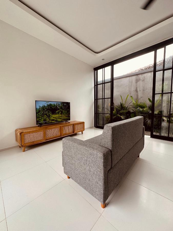 Emma'S Villa Seminyak Esterno foto