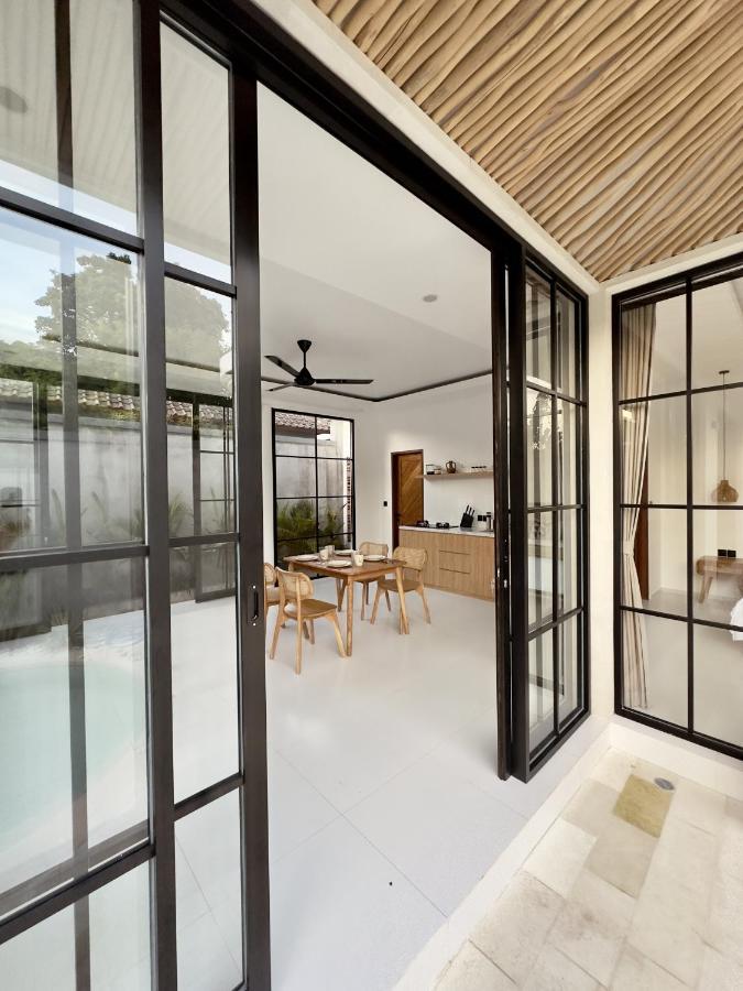 Emma'S Villa Seminyak Esterno foto